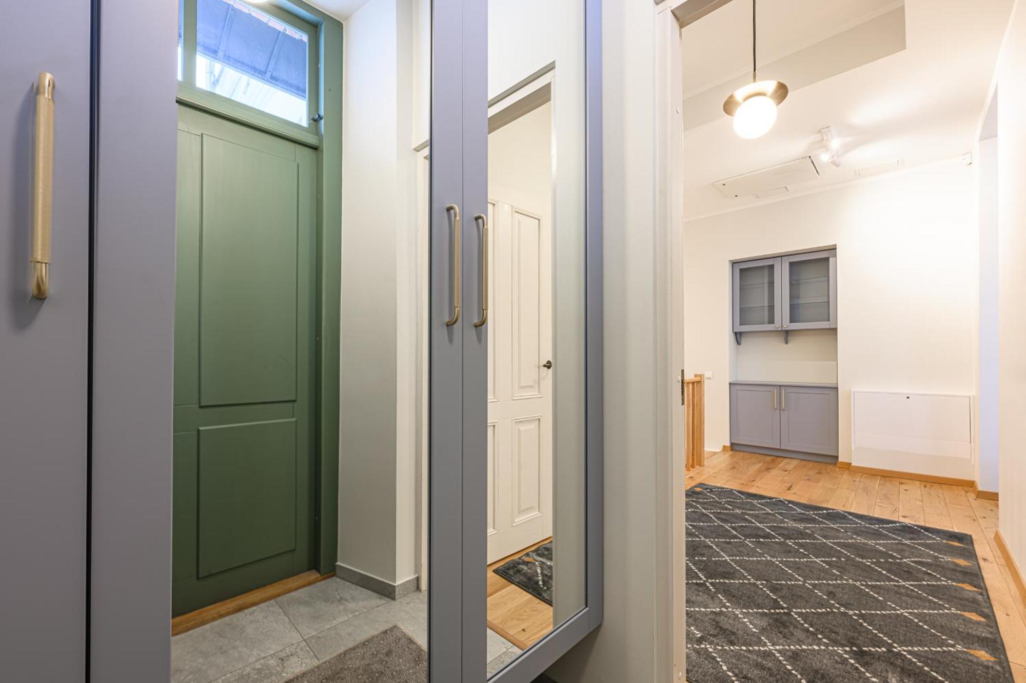 Lossi Old Town Apartment With Sauna 타르투 외부 사진